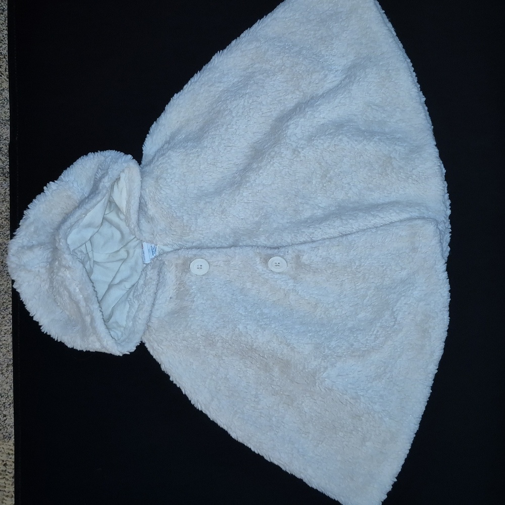 Girls 2T Hooded Shaw/Cape